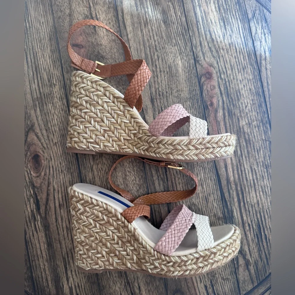 Stuart Weitzman Elsie Wedge Sandal SZ 8 Beige Combo Woven
